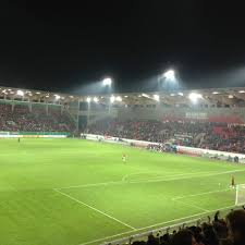 Nur hier ist man dem spielfeld so nah, dass man den rasen fast riechen kann. Sparda Bank Hessen Stadion Soccer Stadium