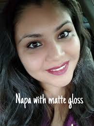 Matte lip gloss with lighter feel