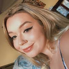 Celeste Barrow's Instagram, Twitter & Facebook