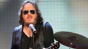 Contact zucchero fornaciari on messenger. Chi E Francesca Mozer L Amore Che Ha Fatto Rinascere Zucchero