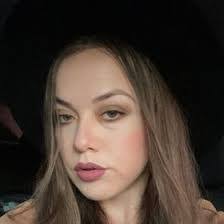 Kelly Ojeda's Instagram, Twitter & Facebook