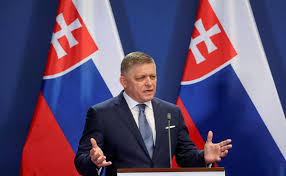 Фицо пообещал не допустить Украину в НАТО из-за угрозы третьей мировой — РБК