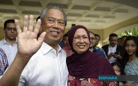 Born mahiaddin bin md yassin; Bernama Muhyiddin S Rich Experience His Biggest Asset