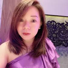 玛丽娜说，即便年近百岁，母亲仍保持积极学习的精神… #东方日报#马哈迪#西蒂哈斯玛