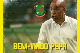 After assistant spells, he started working as a manager in his own right in early 2013, with amateurs f.c. Pepa E O Novo Treinador Do Pacos De Ferreira Zap