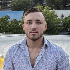 Taylor Foster and Mitch Dean's Wedding Website