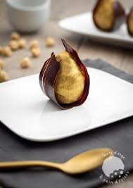La Noisette De Cedric Grolet Recette En 2020 Grolet Desserts A L Assiette Alimentation