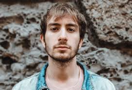 Athos Mion vince il bando Biennale College Teatro 2024/2025 per Autori  Under 40 con "Orge per George" "Orge per George" verrà ulteriormente  elaborato e perfezionato nel corso del prossimo anno e sarà