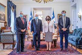 Jun 14, 2021 · este lunes se conoció la última encuesta de pulso ciudadano, que arrojó que daniel jadue y joaquín lavín lideran las preferencias presidenciales, en menciones espontáneas, con un 16% cada. Pinera Hace Gesto A La Oposicion Para Lograr Apoyo A Cambio De Elecciones De Abril Diario Financiero