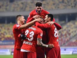 Materialul facilitează evaporarea transpirației, sporind confortul sportivului. Fcsb