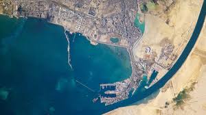 Byen er hovedsete for kanaladministrasjonen. Greek Bulker Wholly Responsible For Suez Multiple Pile Up Lloyd S List