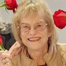 Laura Caster's Instagram, Twitter & Facebook