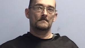 6 indicted in theft ring involving North Carolina package delivery drivers