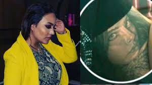 Después de que lupillo rivera probara su amor por belinda, pues al igual que otros de sus amores se hizo un tatuaje en su. Asi Reacciono Mayeli Alonso Al Supuesto Tatuaje De Belinda Que Se Hizo Lupillo Rivera