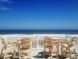 Ocean Colony 7 This Large Ocean Front Townhome Is A Rare Find In Ocean City Md 4 Bedrooms 3 Full Baths T Oceanfront Vacation Rentals Ocean City Oceanfront