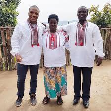 Темнокожий украинский борец жан беленюк исполнил гопак после победы на олимпийских играх в токио. V Ditinstvi Nim Vibivali Mat A Teper Vin Zdobuv Zoloto Oi Istoriya Zhana Belenyuka Apelsinova Kava Blogi Ua Tribuna Com