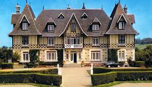 Owned But Not Loved Le Manoir Des Creuniers Near Trouville Normandy Then And Now French Style Homes House Exterior House Styles