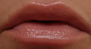 Now get fuller lips and bigger lips naturally, make your lips bigger, bigger lips tutorial, bigger lips without makeup, bigger lips & huge lips without surg. 6 Ways To Plump Up Your Lips