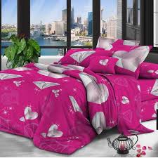 Kintakun cocok untuk kamu yang tidak menginginkan motif yang terlalu ramai. Jual Adela Bedcover Set Amber T20 Comfort Collection Bed Cover Plus Sprei Set Terbaru Juli 2021 Blibli