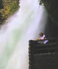 By admin on octubre 20, 2009. Pin By Blanca On Banos De Agua Santa Lugares Turisticos Natural Landmarks Landmarks Nature