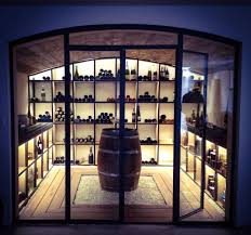Cave A Vin Par De Design Moderne Homify Cave A Vin Amenagement Cave A Vin Cave A Vin Moderne