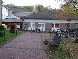 The apartment features city views and is 19 mi from duisburg. Die Senioren Initiative Altenhilfe Kempen E V Stellt Sich Vor Gut Leben Im Hagelkreuz