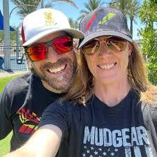 Bethany Diaz's Instagram, Twitter & Facebook