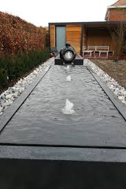 Wasserbecken Aus Metall In Ral Anthrazit In 2020 Wasserbecken Gartenbrunnen Wasser