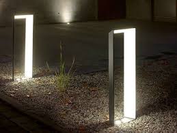 Aluminium Bollard Light Lighting Pinterest Modern Landscape Lighting Modern Garden Lighting Modern Outdoor Lighting