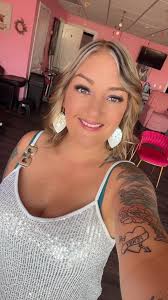 Just wanted to introduce myself to all the new people in town or if you're  looking for a new stylist!