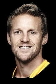 Aaron Crichton's Instagram, Twitter & Facebook