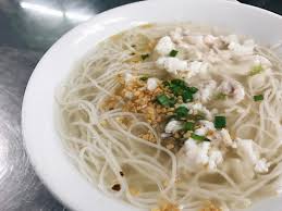 It's nearly impossible to buy meaty fish head in brisbane but we were able to get some fresh fish breast and pectoral fins from the farmers' market. 10 Best Fish Noodles Soup That Will Hit The Spot Penang Foodie