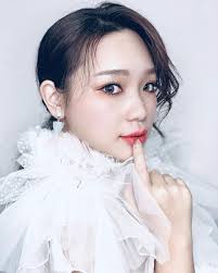 photoshootideas #simplelookstyle #cheeingmakeup  #cheeingmakeupandhairstyling #bridemakeup #groommakeup #rommakeup  #prewedding #photoshoot #mvshoot #eventmakeup #malaysianmakeupartist