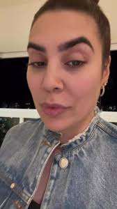 #Repost @naiaraazevedo Quem aqui já usou essa tática de curtir a foto do ex  @ pra chamar atenção ?!? 😜😏😂 #tentameesquecer