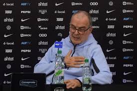 Bielsa precisa quebrar um tabu, sem Suárez e Cavani