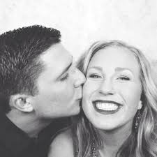 Tara Grace Liggett (@taragliggett)