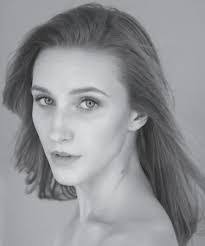 Dara Michaelson's Instagram, Twitter & Facebook