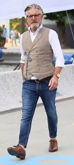 40 Average Men S Casual Outfits For Men Over 50 Buzz 2018 Mens Casual Outfits Fashion For Men Over 50 Mens Winter Fashion