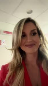 Michelle Bogle's Instagram, Twitter & Facebook