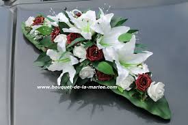 Composition Florale Pour Voiture De Mariage Decoration De Voiture Avec Ventouse La Composition Bouquet Mariee Blanc Voiture Mariage Decoration Voiture Mariage