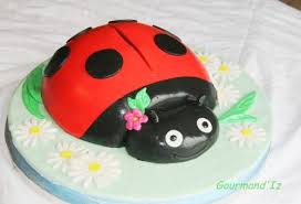 Cake Design Gourmand Iz Gateau Chocolat Caramel Gateau Coccinelle Coccinelle