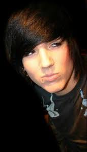 It was really small but dropdead is… flicky, long hair like oli sykes i'm guessing sempiternal bring me the horizon oliver sykes oli. Young Oli Long Hair Styles Men Long Hair Styles Men S Long Hairstyles