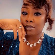 What are the main gas stations in Minnesota and South Dakota?