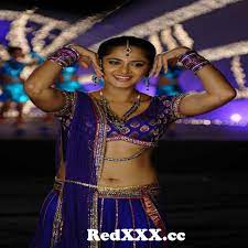 Anushka Shettys navel in blue blouse from xhamstar anushka shetty Post  - RedXXX.cc