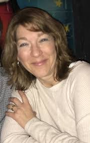 Donna Peloquin's Instagram, Twitter & Facebook