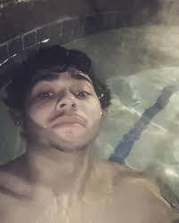 Derek Hsu's Instagram, Twitter & Facebook