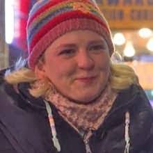 Emily Walton's Instagram, Twitter & Facebook