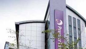 Is parking available at premier inn london wimbledon south hotel? Hotels Near Sm45qu Postcode Sutton