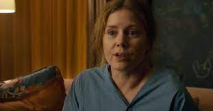 An agoraphobic woman living alone in new york begins spying on her new neighbors only to witness a disturbing act of violence. H4i5zuuul6xt9m