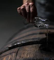 Tu cherches à démontrer quoi au juste avec cette comparaison? De Quoi Est Fait Le Cognac Education Sur Le Cognac Cognac Expert Com